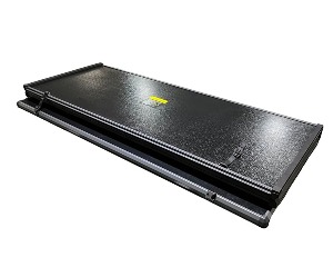 TRI-FOLD HARD TONNEAU COVER